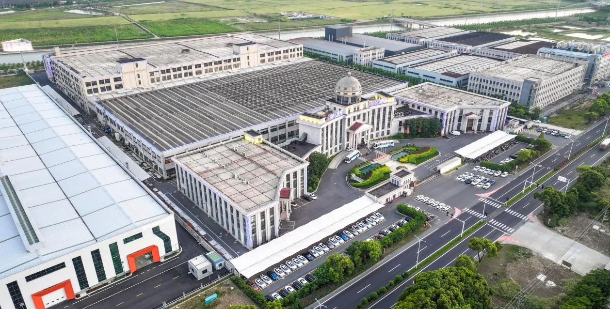 안정적인 가스 소스와 낮은 소비를 가진 화학 포장 기계 200L 톤 배럴 액체 포장 요구를 채우기 위해 9